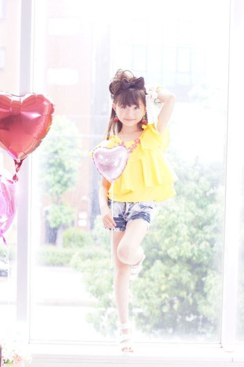 画像2: 2段フリルオフショルダーブラウス