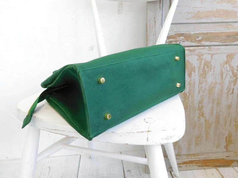 画像2: MMZ-78 Victoria ヴィクトリア・仕切り仕立てのスクエアートートバッグ(2サイズ展開)