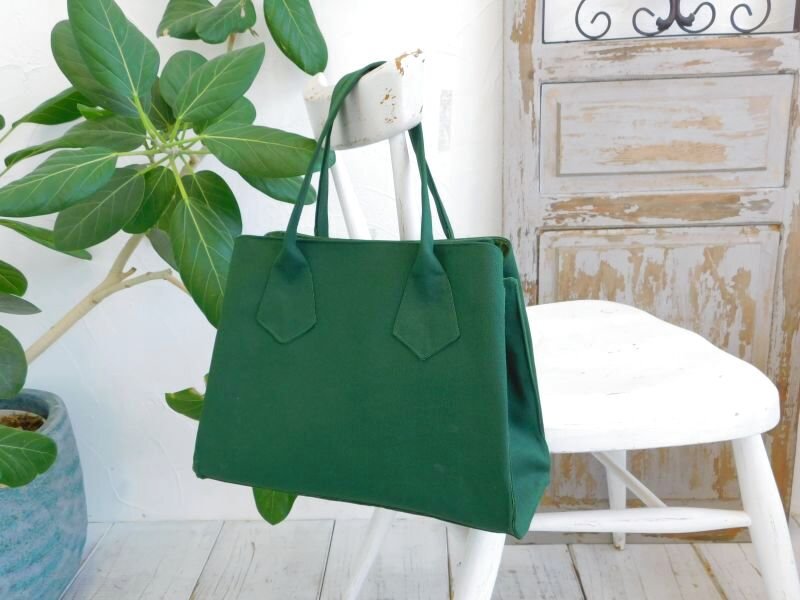 画像1: MMZ-78 Victoria ヴィクトリア・仕切り仕立てのスクエアートートバッグ(2サイズ展開)