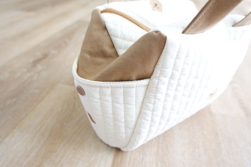 画像2: Giselle(ジゼル)斜め切り替え開閉のサイコロトートバッグ【3サイズ展開】