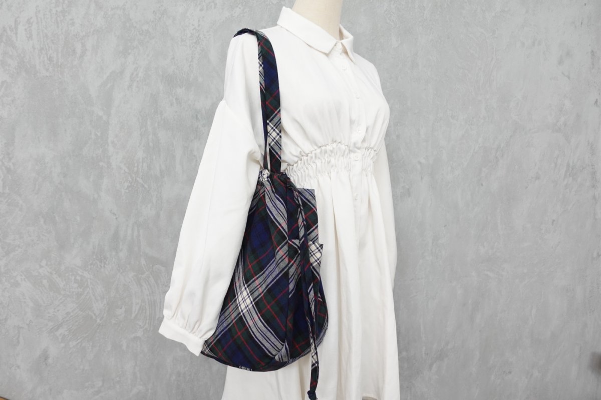 画像15: Pascale（パスカル）ラウンドフォルムのパッカブル巾着トートバッグ・2サイズ展開（ポケッタブル”タイプのトートバッグ） (15)