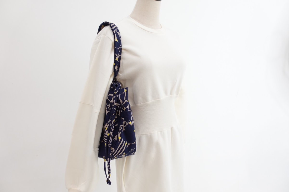 画像4: Pascale（パスカル）ラウンドフォルムのパッカブル巾着トートバッグ・2サイズ展開（ポケッタブル”タイプのトートバッグ） (4)