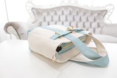 画像12: Camellia（カメリア）ひねり金具のトートバッグ【2サイズ展開】 (12)