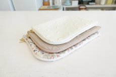 画像14: MMZ-165　Felicità（フェリーチェ）大切なものをまとめる！マルチポーチ型紙（診療ポーチ・母子手帳ケース・パスポートケース）3サイズ展開【2月3日発送開始商品】 (14)