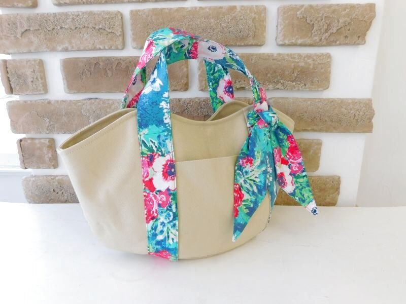 専用ページです。 ハンドメイドオーダー あおりバルーンバッグ 専用ページです。 ハンドメイド あおりバルーンバッグ（✨2月の
